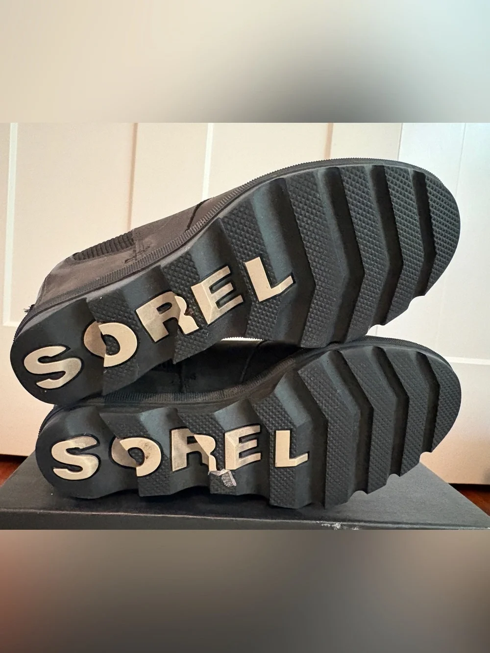 Sorel Black Joan of Arctic Wedge II Chelsea Boot